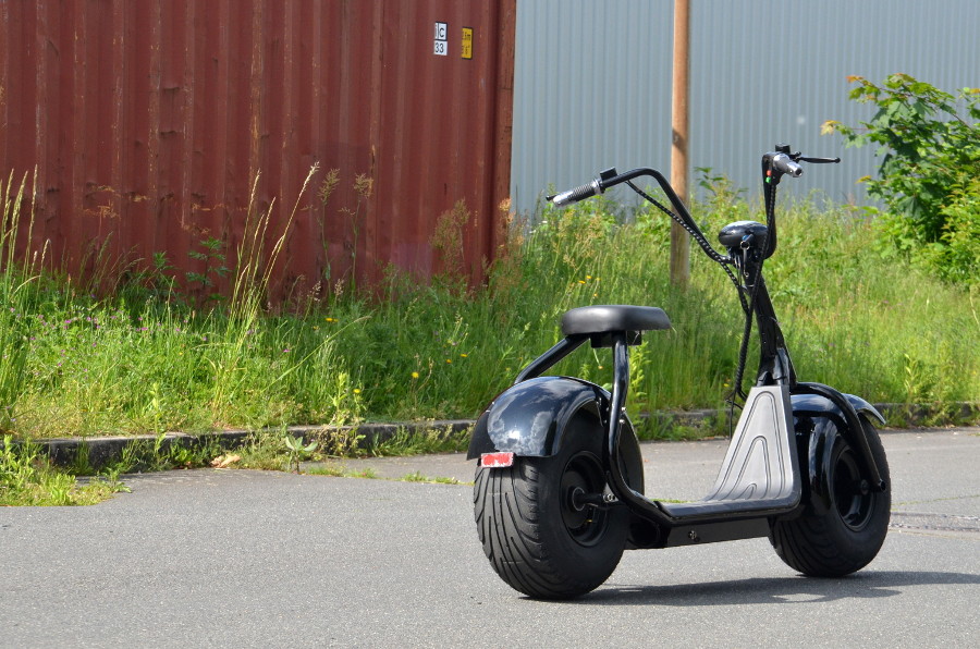 Coco Bike Fat E-Scooter bis zu 40 km/h schnell - 35km Reichweite, 60V | 1000W | 12AH Akku, Bremsen und Licht
