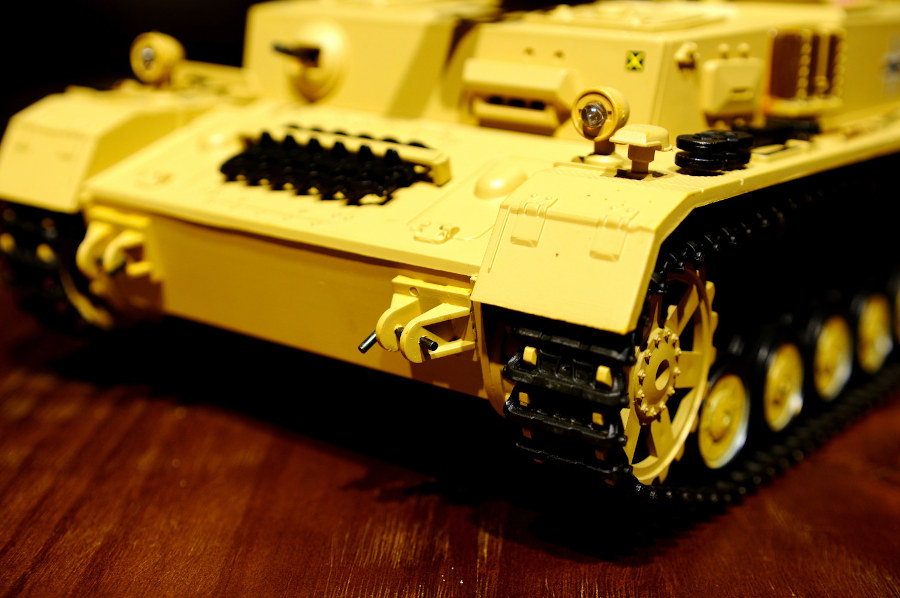 RC Panzer "Kampfwagen IV Ausf.F-1" Heng Long 1:16 Sandfarbe mit Rauch und Sound, Stahlgetriebe und 2,4Ghz+V6.0